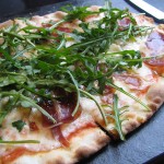 Cocapizza de lascas de Ibérico con Gorgonzola Cocapizza de lascas de Ibérico con Gorgonzola