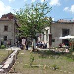 Il prato e le corti della cascina