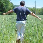 Mirko in mezzo al farro spelta