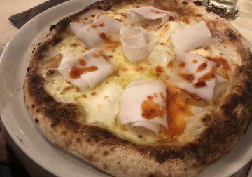 Buona pizza e senso dell’umorismo da Pan Pier Focaccia, a Rieti